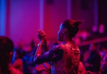 5 Tips for Success as an Entertainer in a Creative Industry 5 Tips for Success as an Entertainer in a Creative Industry