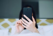 Insuring Your Mobile Phone is a Smart Move in Today’s Time Insuring Your Mobile Phone is a Smart Move in Today’s Time